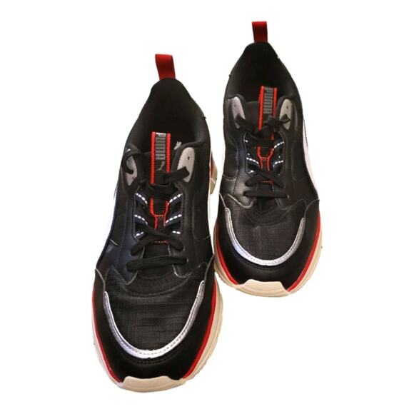 Women's Puma Sneakers - Picture 3 of 4